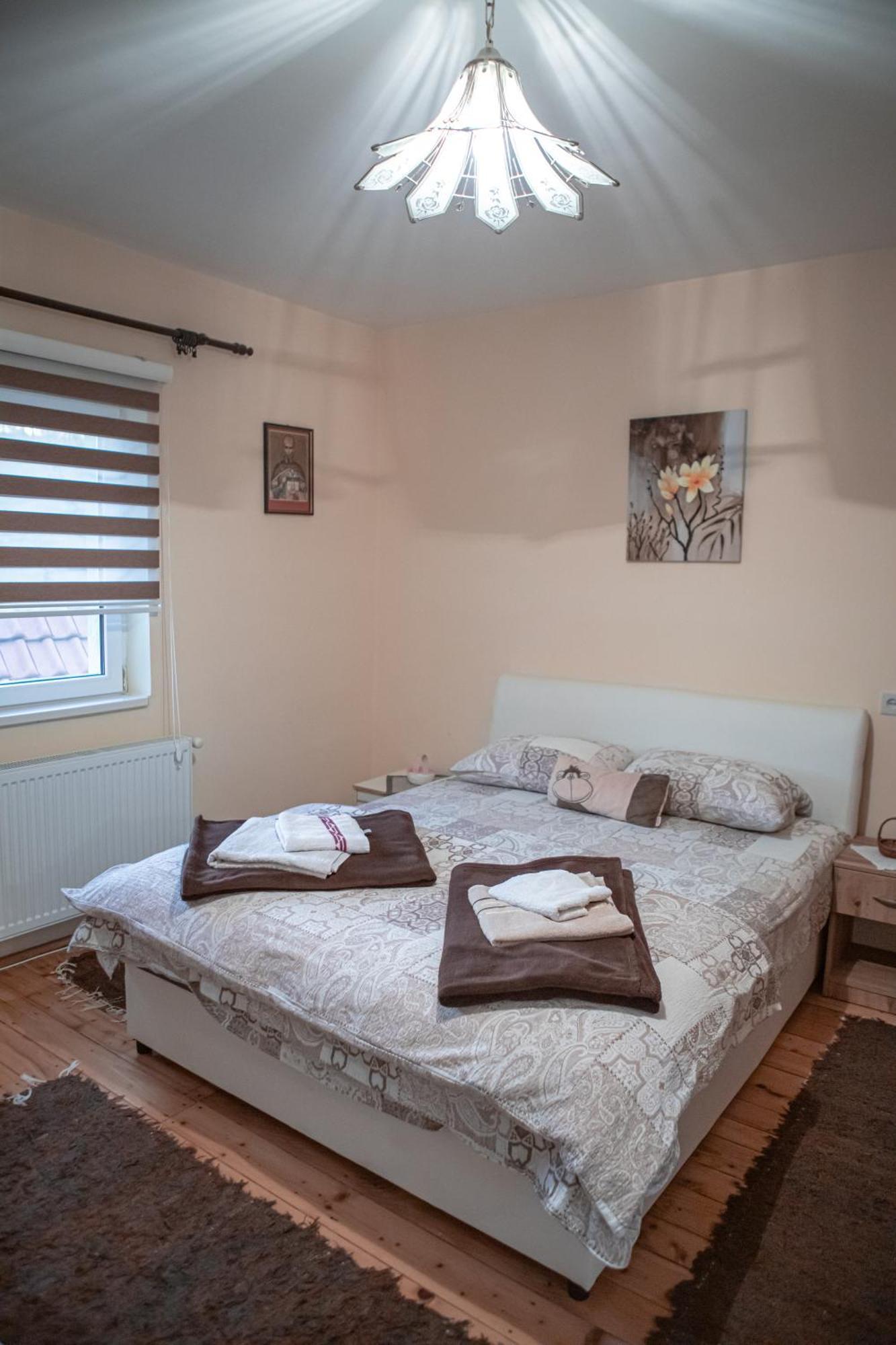 Prenociste Lelic Villa Valjevo Exterior photo